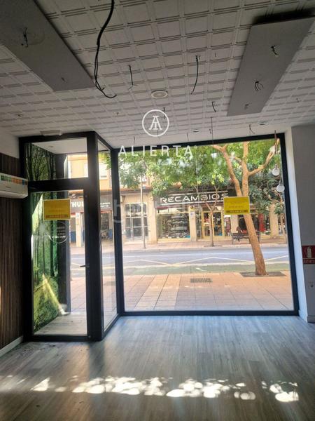 Foto 63b93233-a657-4f8f-863d-4bfcebcc0908. Alquiler local comercial local calle miguel servet i en Zaragoza