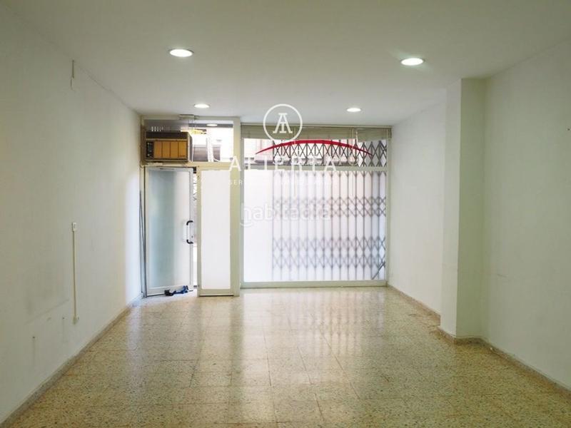 Foto 714cc8c5-9700-40b1-86a2-904427cbfd3a. Alquiler local comercial local calle de miguel de cervantes en Zaragoza