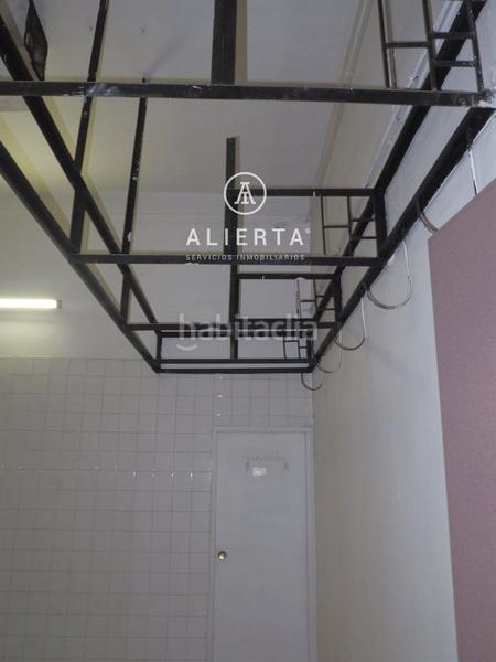 Foto 83b2cac3-62d2-49e1-868f-5187a762545e. Lloguer local comercial a Paseo Sagasta Zaragoza