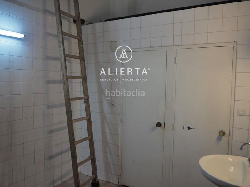 Foto 63043643-f63d-41ab-8057-0aeee2c14d10. Location local commercial dans Paseo Sagasta Zaragoza