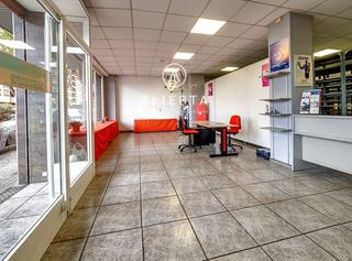 Business premise in Escoriaza y Fabro