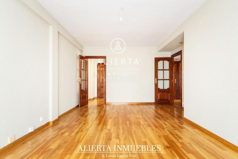 Foto a20aaa99-d4b4-485a-974e-74f5405d6c2f. Ático Avenida Cataluña iii en Avenida Cataluña Zaragoza