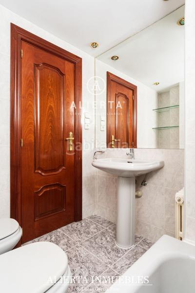 Foto ca13f06c-8df0-4464-ba59-5e76737732d2. Ático Avenida Cataluña iii en Avenida Cataluña Zaragoza