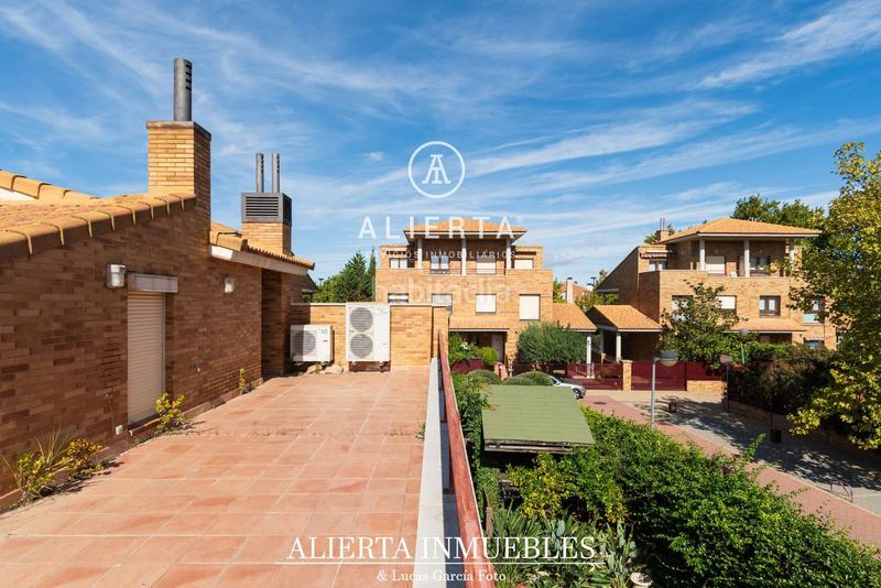 Foto a06602f6-3d5a-4c47-848b-27e7e55bca76. Casa con riscaldamento piscina in Montecanal Zaragoza