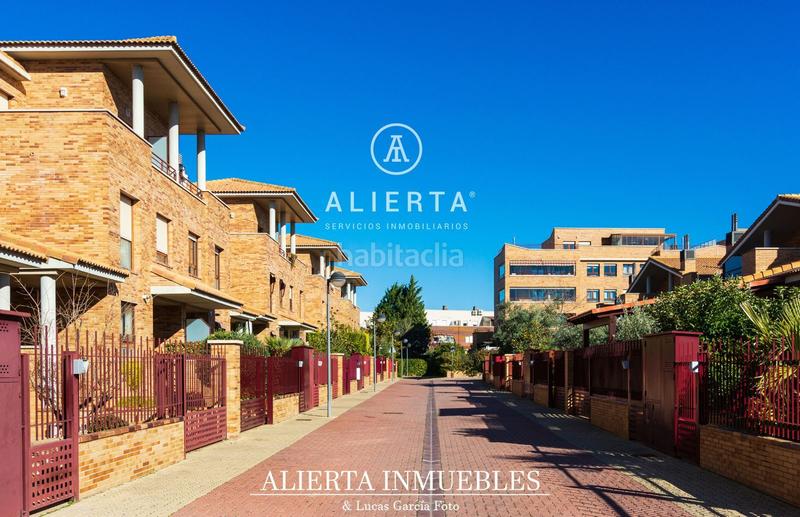 Foto b0c256e0-bd2a-48a6-9209-8ec6d7ed1b66. Casa con riscaldamento piscina in Montecanal Zaragoza