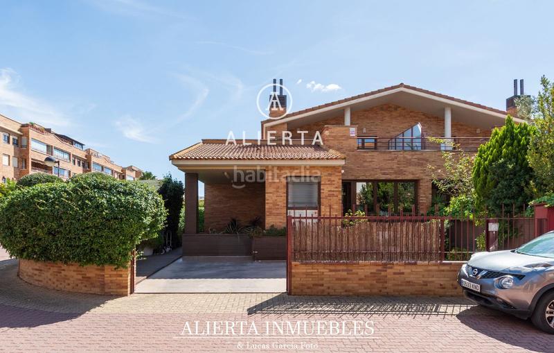 Foto c16b5ead-1743-4e70-af54-ee8dbc69a83a. Casa con riscaldamento piscina in Montecanal Zaragoza