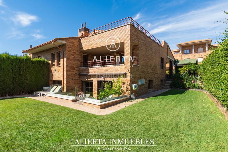 Foto e2c629c6-cf7d-42ce-8898-9f5afb1e5134. Casa con riscaldamento piscina in Montecanal Zaragoza
