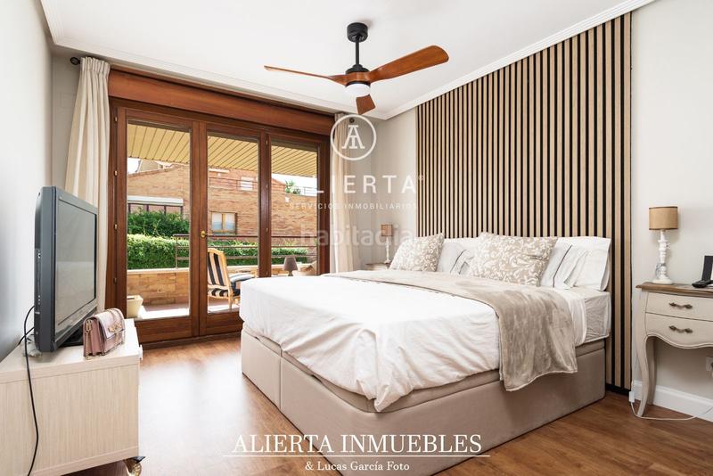 Foto eff312ea-2a89-4276-942c-85e4a15106c1. Casa con riscaldamento piscina in Montecanal Zaragoza