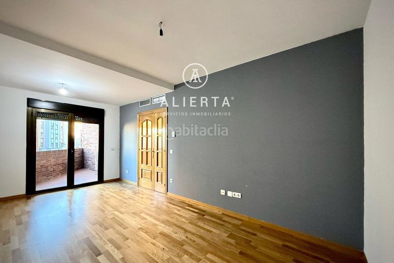 Foto 4b6a1a07-36a9-42ba-9eb7-70e4d5e46975. Affitto appartamento con riscaldamento parcheggio in Zaragoza