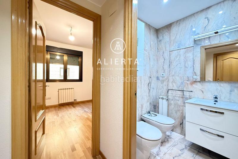 Foto 5eb7341b-a2e8-4d63-be5b-4dcb943951f4. Affitto appartamento con riscaldamento parcheggio in Zaragoza