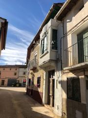 Casa  Eras bajas. Eras bajas atea