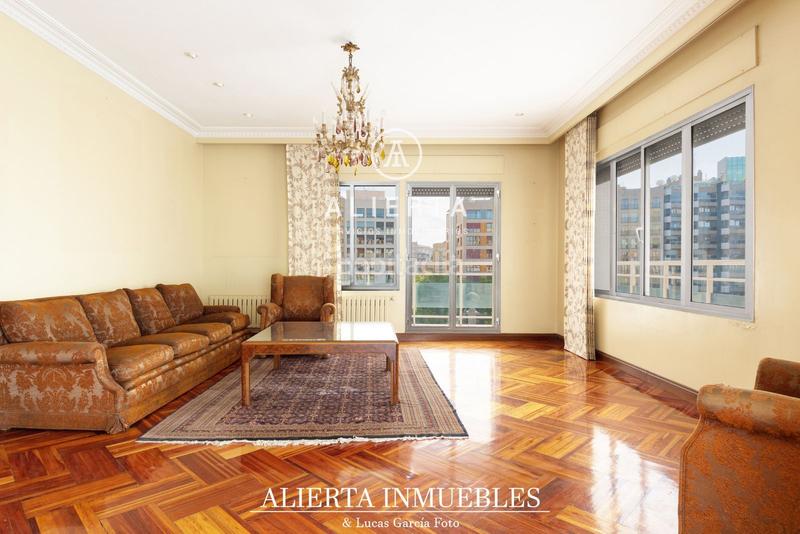 Foto 0e53d49d-c823-4b29-9957-4926fea12029. Flat with heating parking in Paseo Independencia Zaragoza