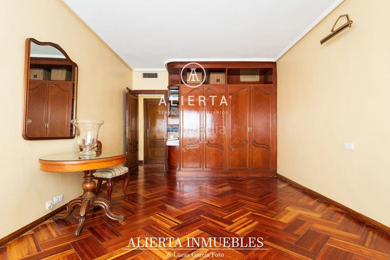 Foto 2f30de4e-4f94-4902-a826-cf2d601fff74. Flat with heating parking in Paseo Independencia Zaragoza