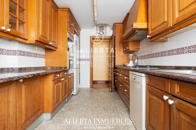 Foto 875fd4e4-b78d-4330-97cb-5390770ef559. Flat with heating parking in Paseo Independencia Zaragoza