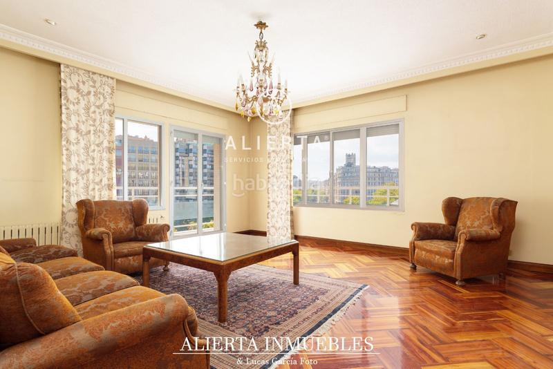 Foto c1ad32f0-25d2-4de6-bb8e-4e152e0232e8. Flat with heating parking in Paseo Independencia Zaragoza