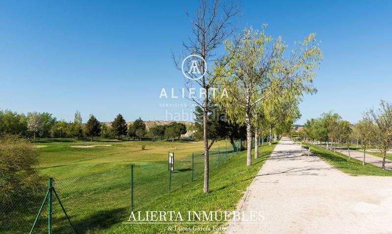 Foto 3b8c0630-8952-4906-8aa4-fe63f40e3b4b. Attique avec chauffage parking dans Salvador Allende Zaragoza