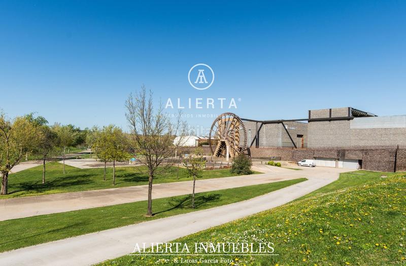 Foto 4d91c9c2-f9e0-4692-b409-f1428cdebcd7. Attique avec chauffage parking dans Salvador Allende Zaragoza