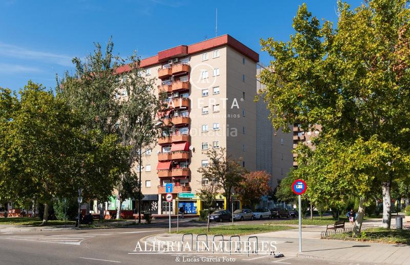 Foto aeead9d4-3571-48f5-8932-1a84e933b2b6. Attique avec chauffage parking dans Salvador Allende Zaragoza