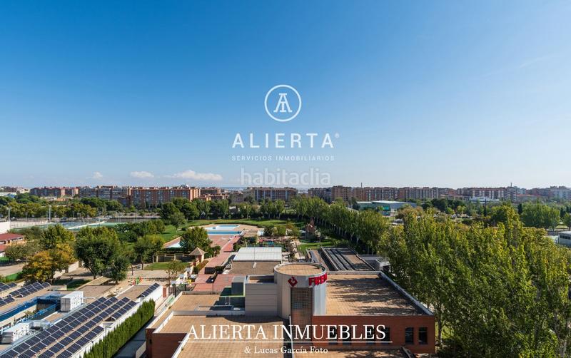 Foto cabf2e94-3abf-463e-9caf-ff894a020778. Attique avec chauffage parking dans Salvador Allende Zaragoza