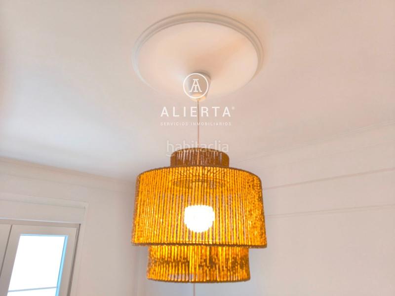 Foto 40d707db-b5e0-47f8-b383-dc988c6dbde0. Piso calle santander en Ciudad Jardín - Parque Roma Zaragoza