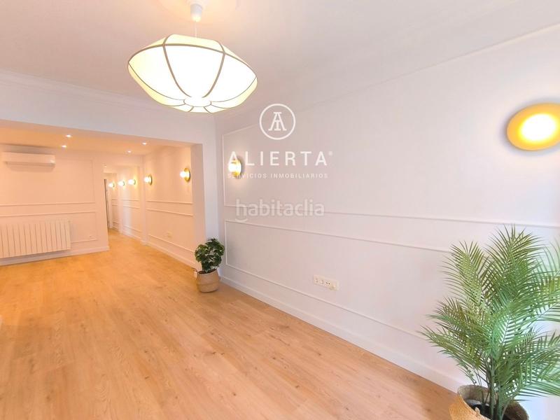 Foto cd42b9b9-d987-47c8-8a48-b4ad4f040545. Piso calle santander en Ciudad Jardín - Parque Roma Zaragoza