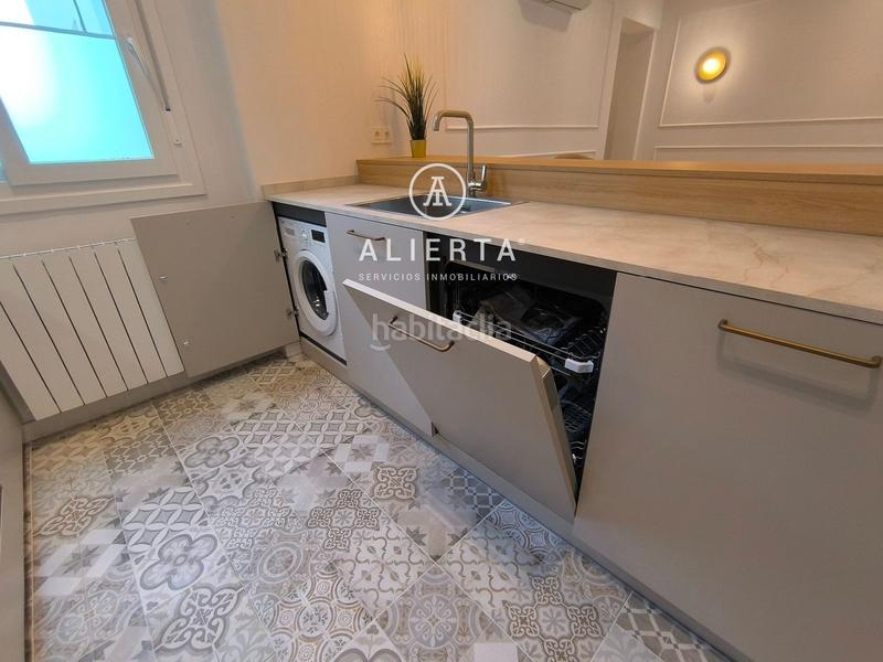 Foto f3848326-12a6-47f1-ab9c-49902bf055f5. Piso calle santander en Ciudad Jardín - Parque Roma Zaragoza