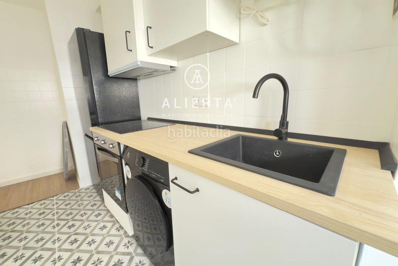 Foto 6d3fe45f-6c69-4b60-a10a-7791675701de. Flat with heating in La Magdalena Zaragoza