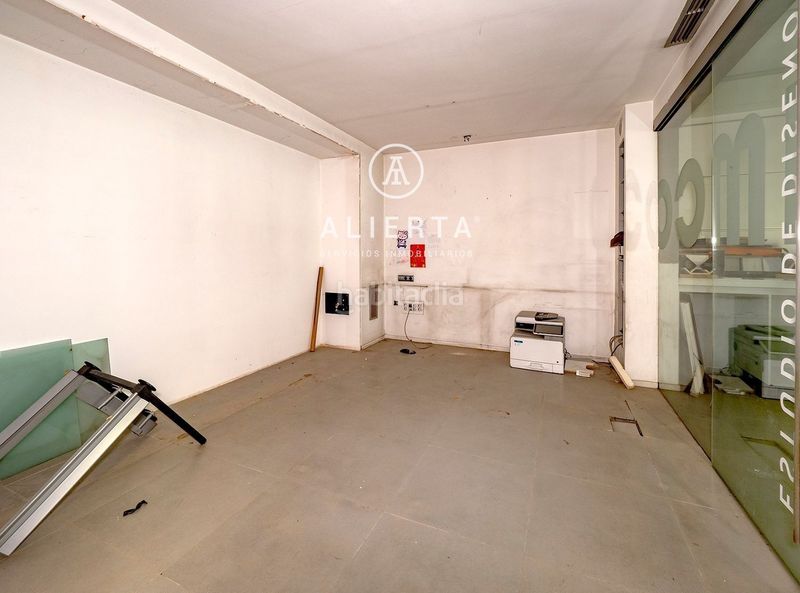 Foto 42eb2dc8-a528-44e1-8548-bd617b3202ce. Nau industrial a Casablanca Zaragoza