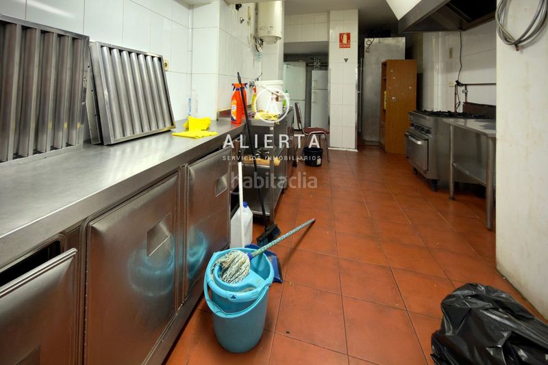 Foto 03f28225-3c8b-470c-abe6-dbc493845aba. Local comercial a Oliver Zaragoza