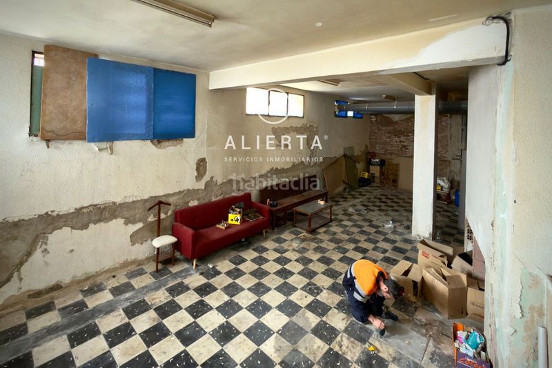 Foto 0a27bbfc-a78e-471c-8bf8-fe1fd0bccc81. Local comercial a Oliver Zaragoza