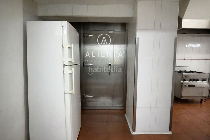 Foto 637c6c2c-3b31-4c69-97ad-31800dee8c5e. Local comercial a Oliver Zaragoza