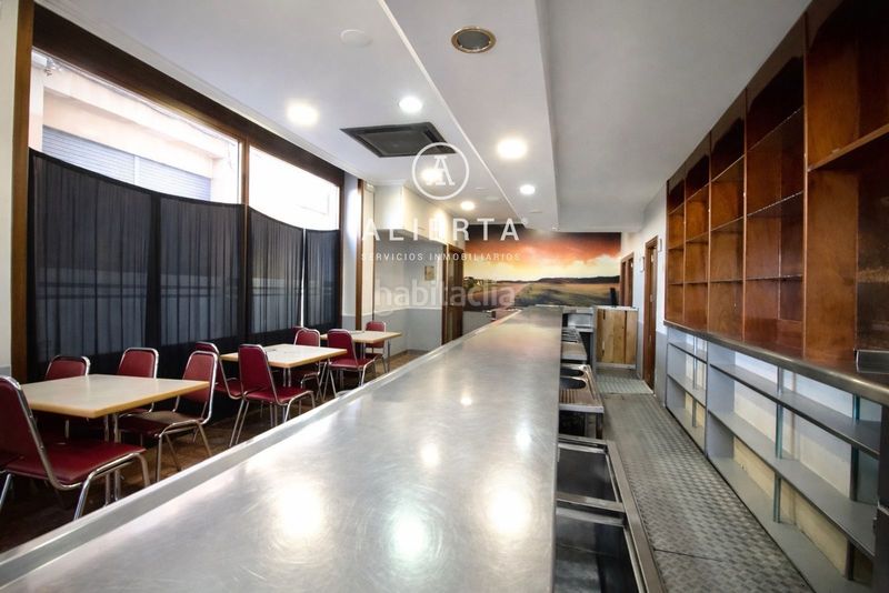 Foto 96108e22-92d7-4a06-9506-e1e1d1b70a33. Local comercial a Oliver Zaragoza