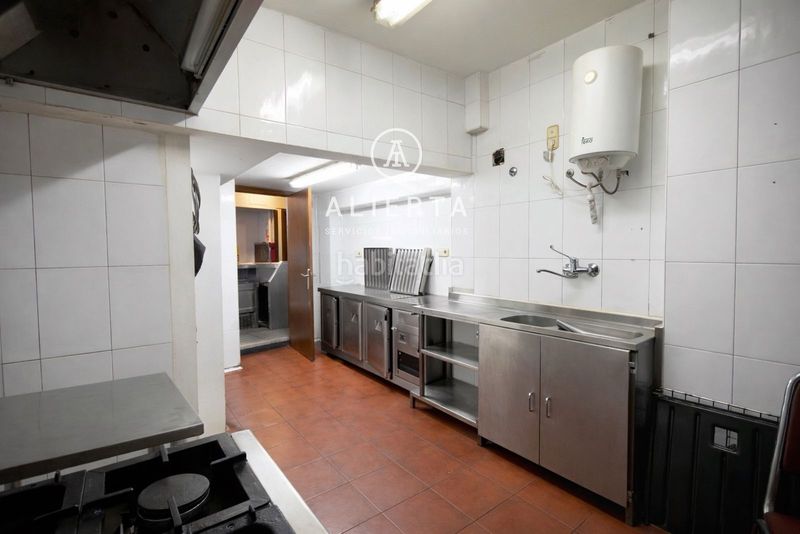 Foto 9b24bcae-1c63-48c0-9873-d5ed3a51793e. Local comercial a Oliver Zaragoza