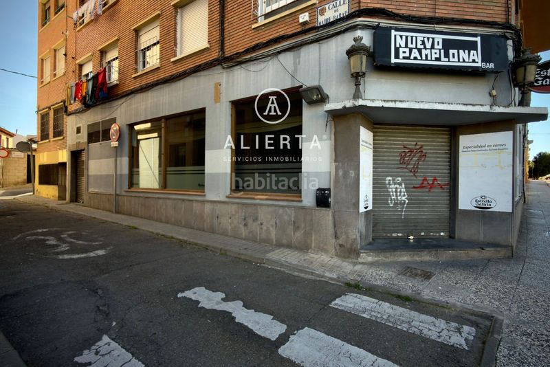 Foto cedcc422-ae9f-48a6-b299-7153123ff708. Local comercial a Oliver Zaragoza