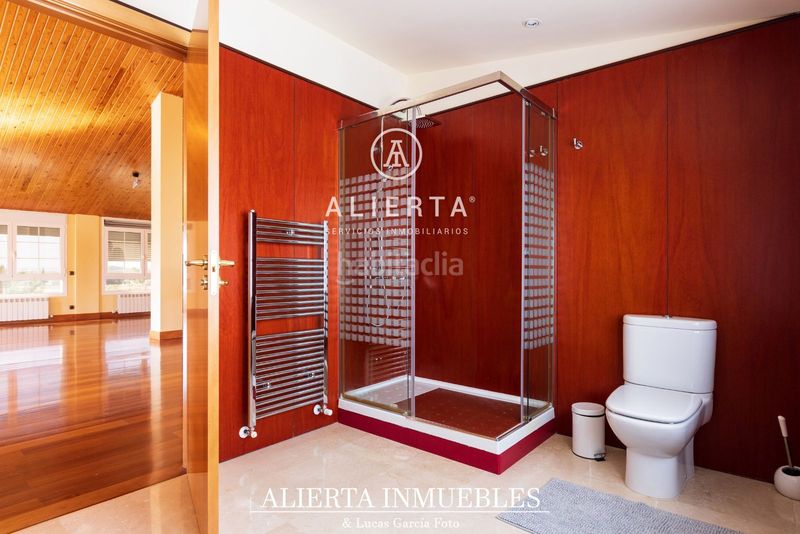 Foto 3b6eb742-deee-48b0-8545-d6e5b5c01a91. Lloguer casa amb calefacció piscina a San Juan de Mozarrifar Zaragoza