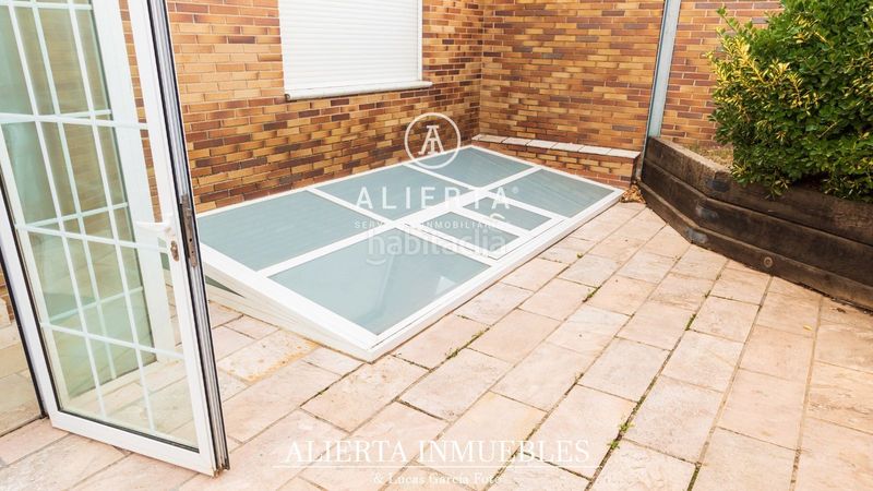 Foto b21bd360-0cdb-467d-bbe1-8170c8acf477. Lloguer casa amb calefacció piscina a San Juan de Mozarrifar Zaragoza