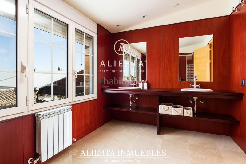 Foto ede2f13b-2e20-4395-a03c-23b78bee0425. Lloguer casa amb calefacció piscina a San Juan de Mozarrifar Zaragoza