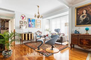 Appartement à Doctor Cerrada. Vivienda única, con encanto, en el centro de zaragoza. alierta 9