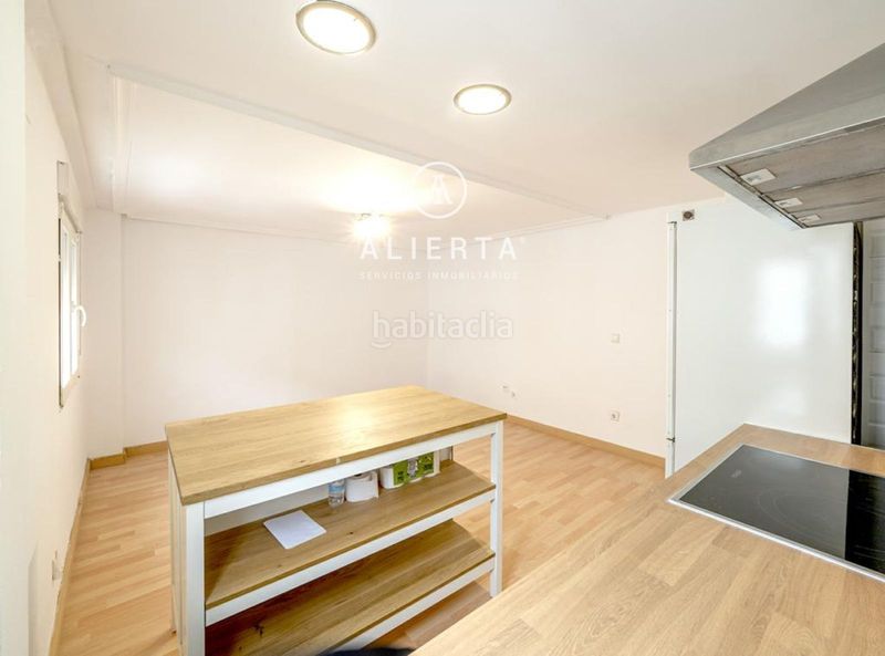 Foto 443fdb21-7a26-4e8b-924d-a20449d277ee. Piso en La Almozara Zaragoza