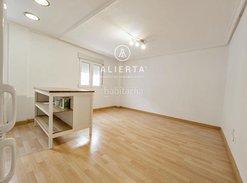 Foto 78e46a1d-1558-4802-9d20-fabd578351b7. Piso en La Almozara Zaragoza