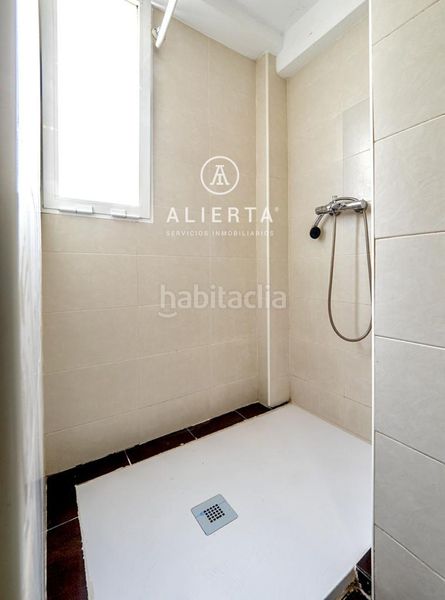Foto d65bc963-d8c8-448a-9324-4cbbb3a2dd68. Piso en La Almozara Zaragoza