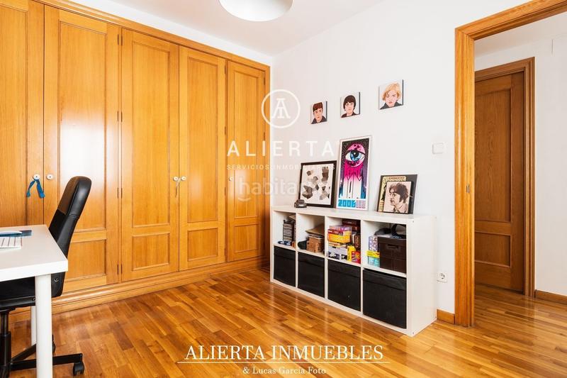 Foto a4e6ab0f-19e9-426c-828b-f8c9d03a309f. Piso calle josé canalejas en Paseo Independencia Zaragoza