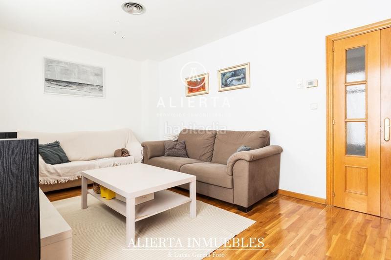 Foto bb18843c-0a41-47a1-96e6-6b915a570064. Piso calle josé canalejas en Paseo Independencia Zaragoza