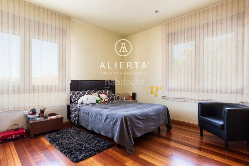 Foto f7e81cb7-c230-46e2-ae9a-0228f89a17c4. Chalet calle muel cuartesanta fé en Cuarte de Huerva