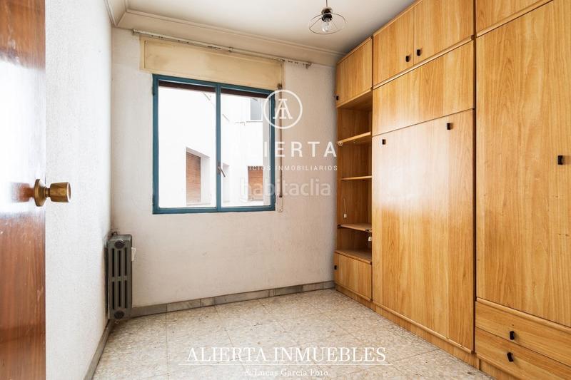 Foto 0bf68734-e39e-41c2-8bf6-a8d17f0a6456. Pis amb calefacció aparcament a Paseo Sagasta Zaragoza