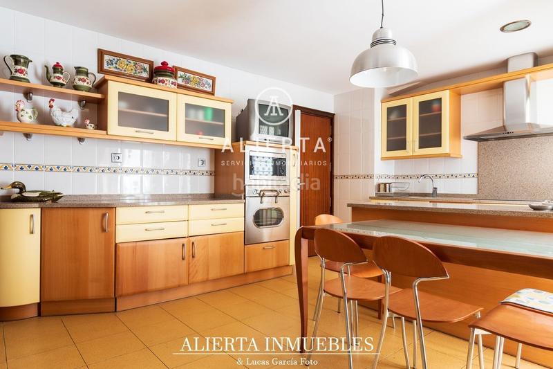 Foto 1affc1a1-6845-4dd8-a3af-d880ba194757. Pis amb calefacció aparcament a Paseo Independencia Zaragoza