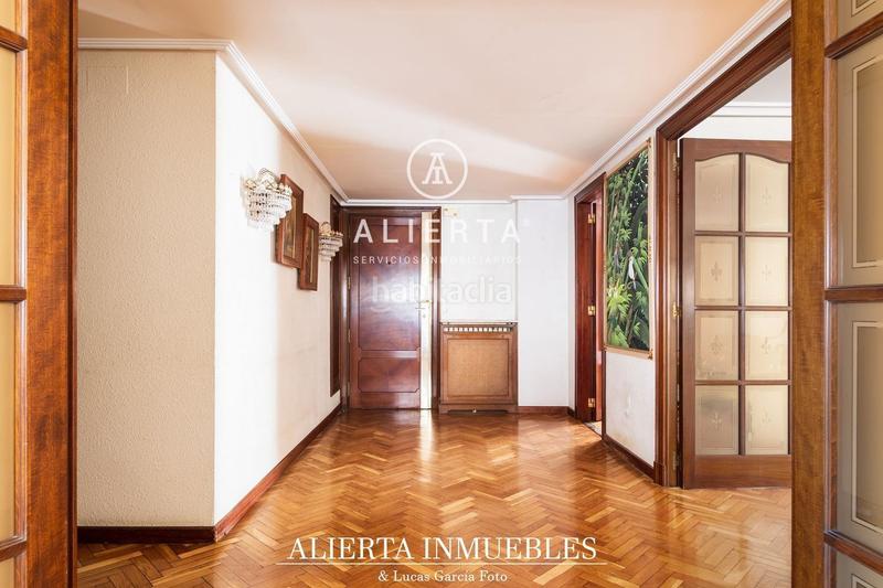 Foto 996df1d0-bb3b-4a0c-95f9-7ec5d9cc1f05. Pis amb calefacció aparcament a Paseo Independencia Zaragoza