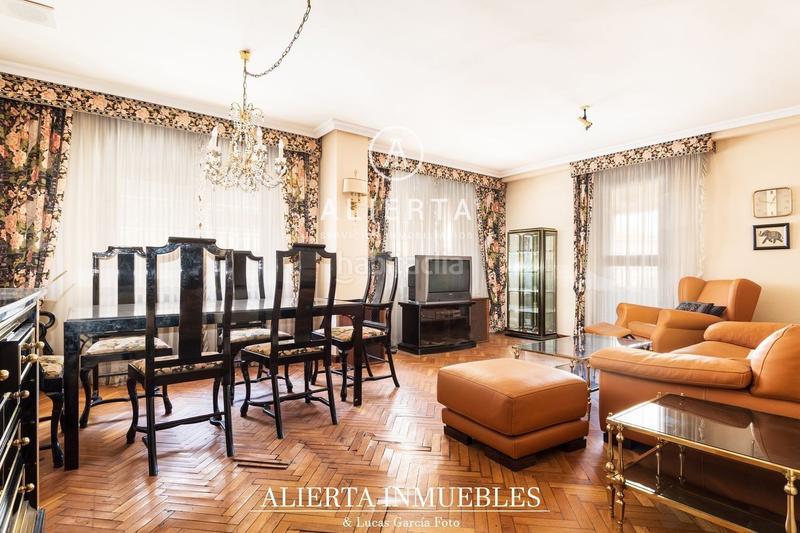 Foto daf5b2a3-eceb-4d97-95a3-d2547cdd2314. Pis amb calefacció aparcament a Paseo Independencia Zaragoza