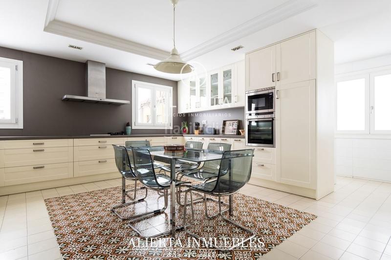 Foto fb17ce03-aca5-4496-b4dd-e38f0af4be72. Piso calle almagro iiiii en Doctor Cerrada Zaragoza