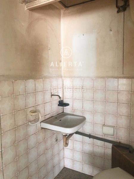 Foto b1ec92a2-e656-46e9-a57e-f1480ee05ed0. Alquiler local comercial local terrazas de cuellar en Zaragoza